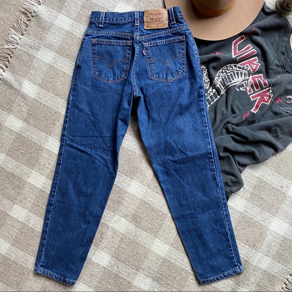 ⚡️Sold⚡️ Vintage Levi’s 26/27 High Waist Jeans - Picture 3 of 4
